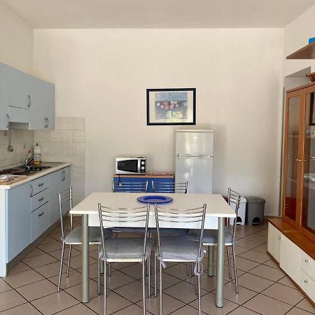 Apartment Tirreno Tirrenia Extérieur photo