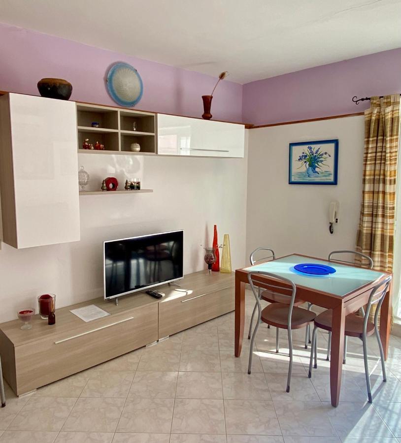 Apartment Tirreno Tirrenia Extérieur photo