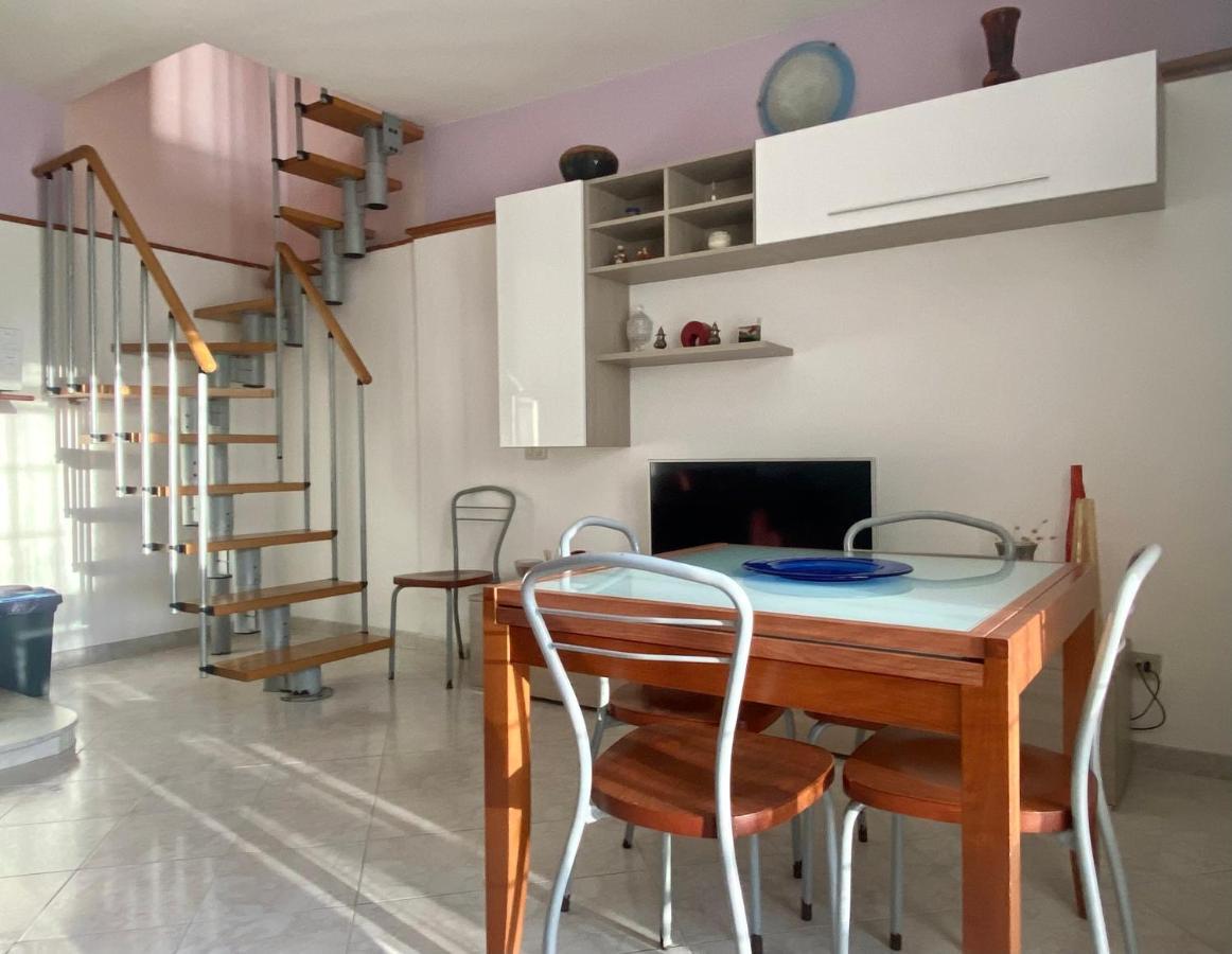 Apartment Tirreno Tirrenia Extérieur photo
