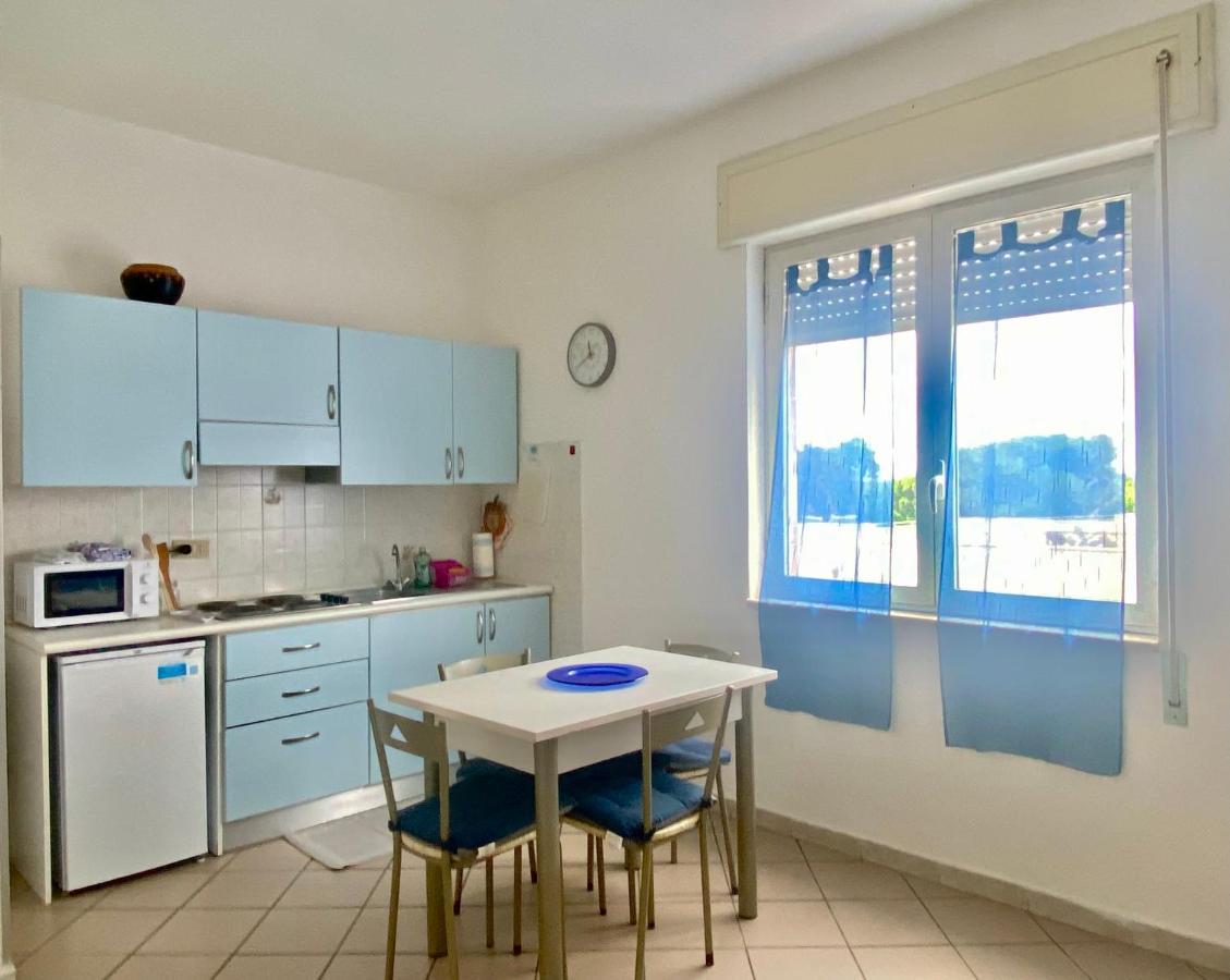 Apartment Tirreno Tirrenia Extérieur photo