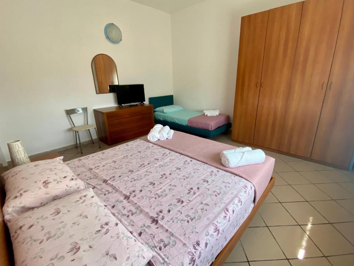 Apartment Tirreno Tirrenia Extérieur photo