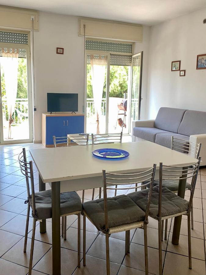Apartment Tirreno Tirrenia Extérieur photo