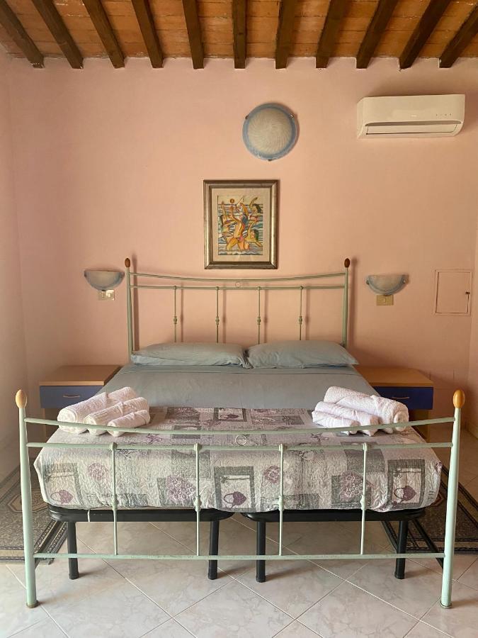 Apartment Tirreno Tirrenia Extérieur photo
