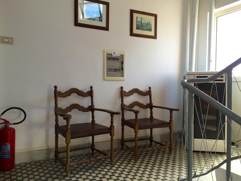 Apartment Tirreno Tirrenia Extérieur photo