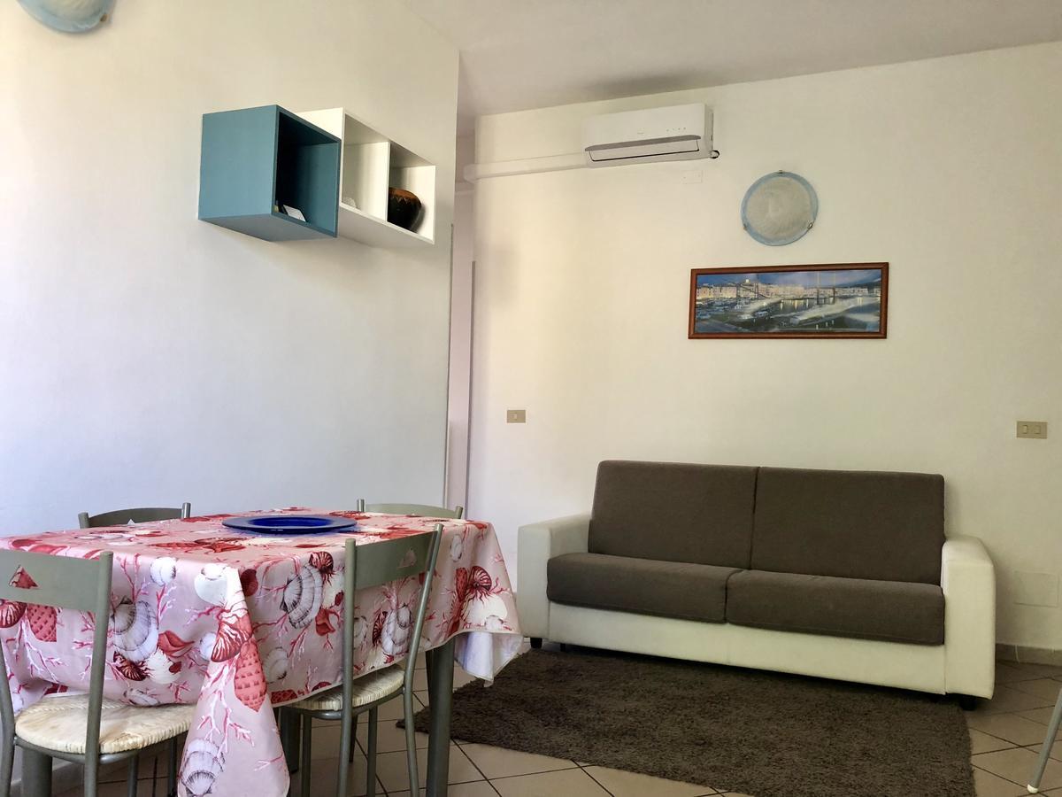 Apartment Tirreno Tirrenia Extérieur photo
